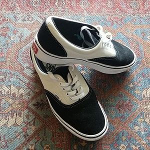 Vans Comfycush Era B/W
